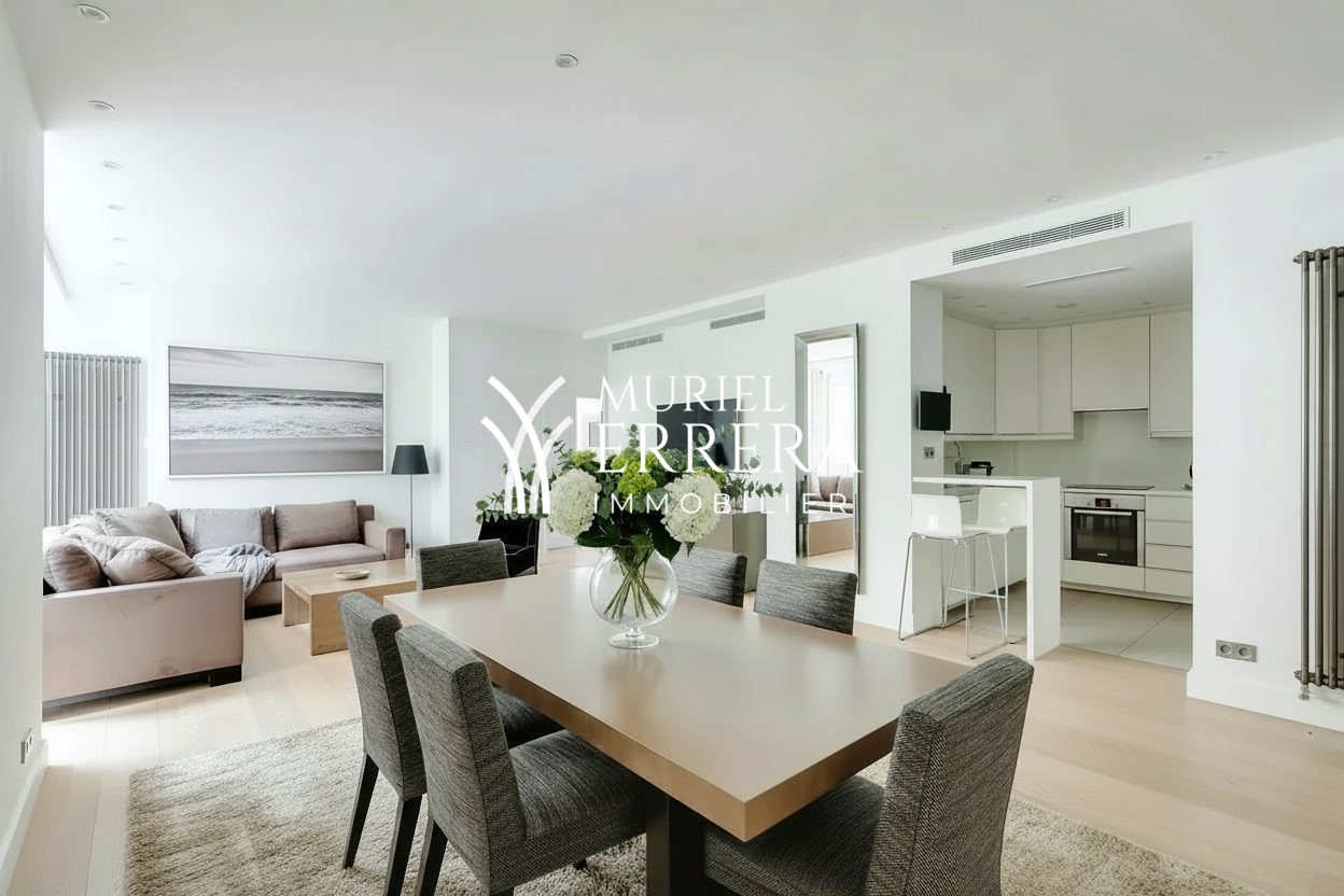 Location Avenue Montaigne