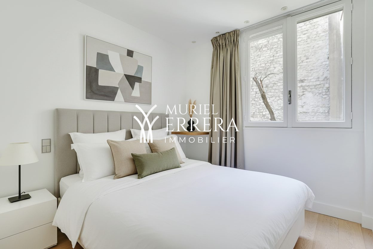 Location Avenue Montaigne