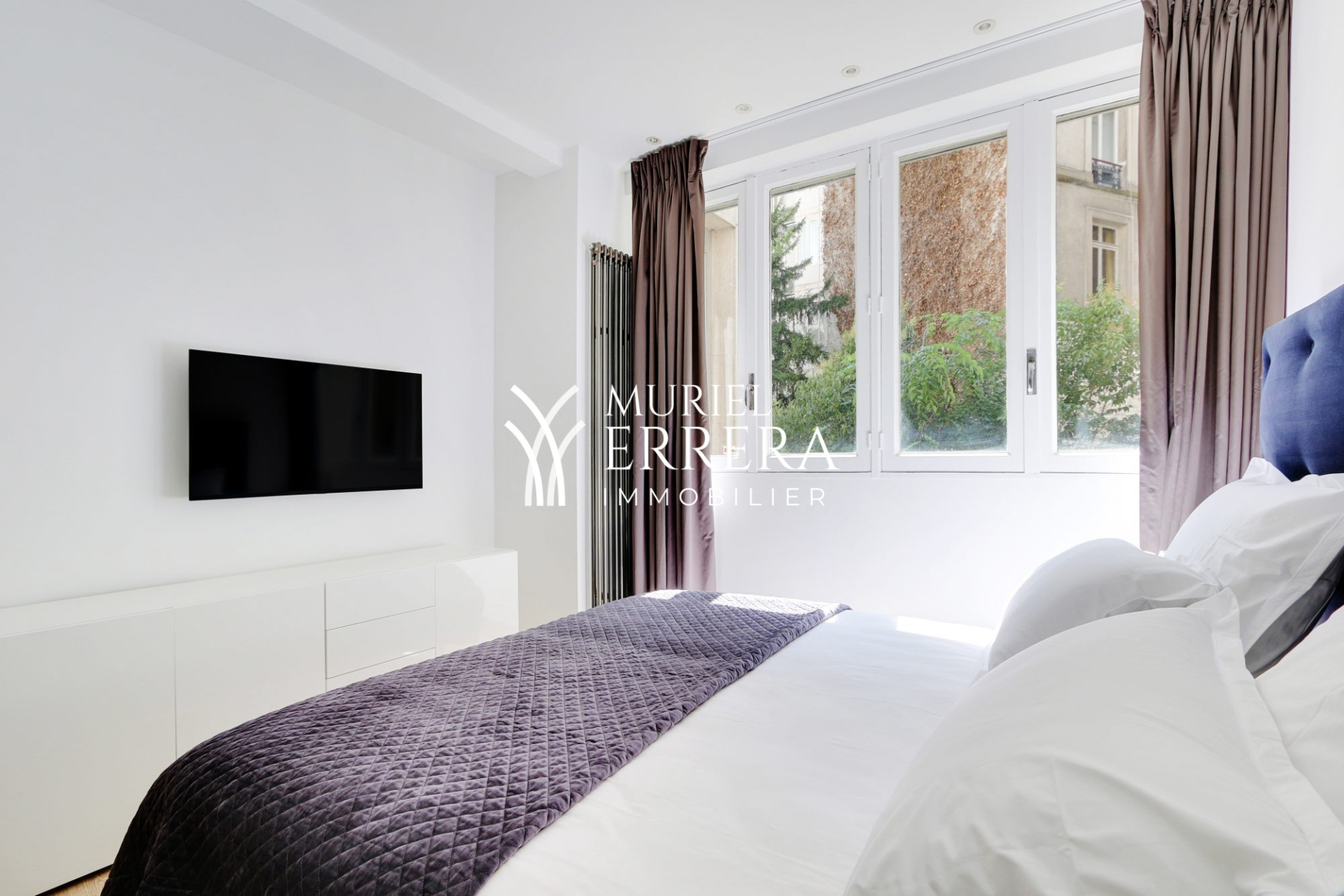 Location Avenue Montaigne